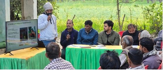 Farmers and officials at Krishi Vigyan Kendra Jaunpur